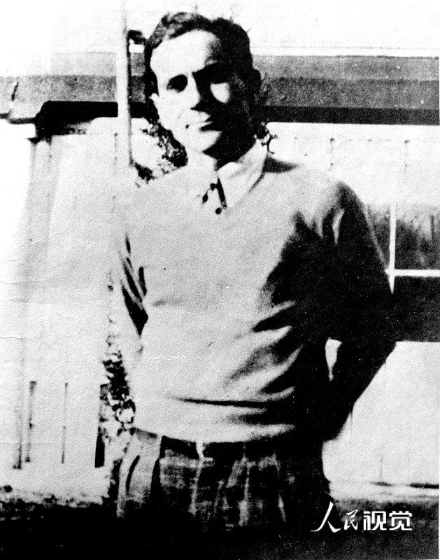 Na snímku je Edgar Snow v roce 1936.