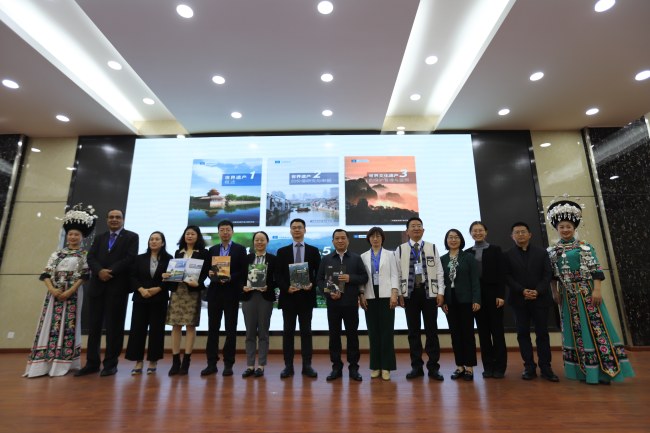 Shahbaz Khan, la lansarea Manualului de creștere a capacității Chinei în protecția patrimoniului mondial, eveniment care a avut loc în 15 octombrie 2021 la Guizhou.