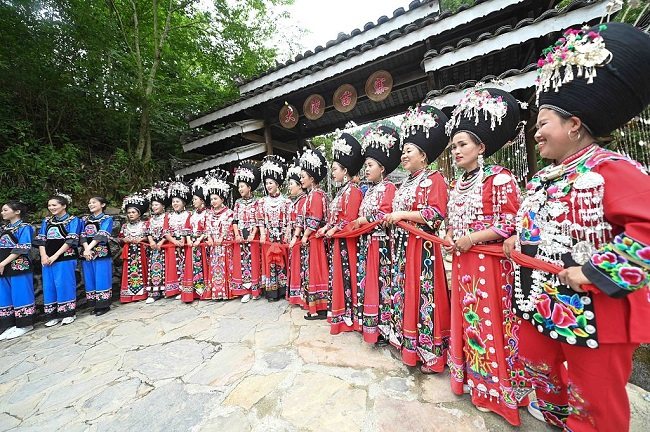 Pripadnici nacionalnosti Mijao proslavili tradicionalni praznik