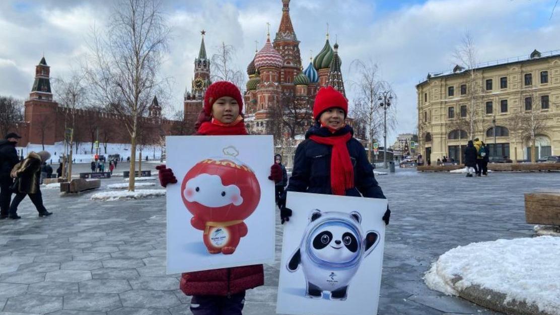 شور و شوق چینی‌های مقیم روسیه در آستانه المپیک زمستانی پکن + تصاویرا