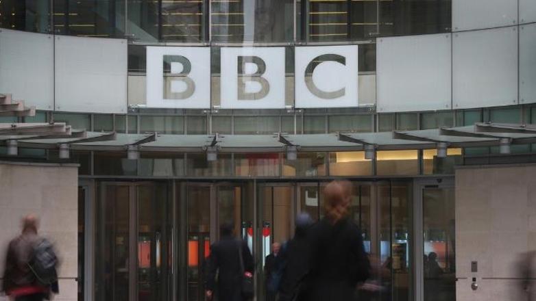 «بی بی سی» چگونه شعار پرطمطراق «بی‌طرفی» را فدای سیاست‌بازی لندن و واشنگتن می‌کند؟