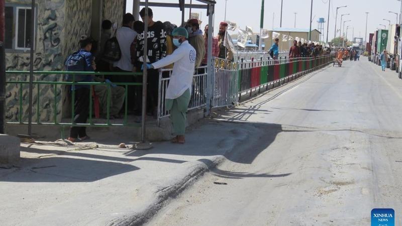 بیش از 1000 پناهجوی افغان به خانه باز می گردند