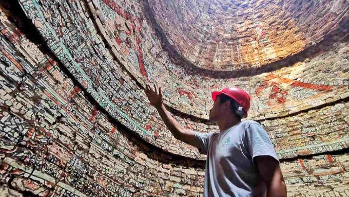 کشف گورهای 600 ساله در جی نان