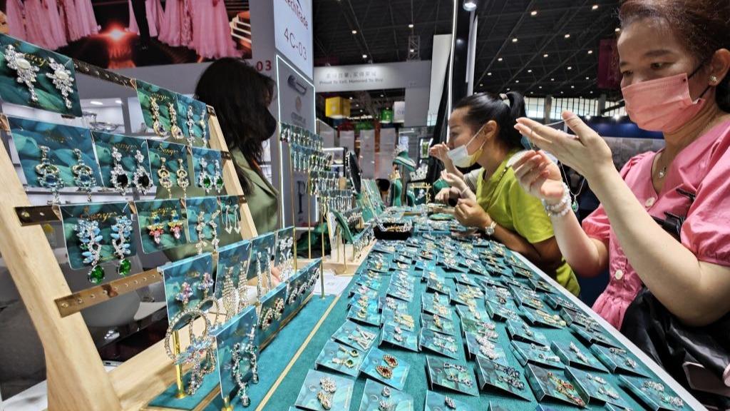 نمایش بیش از 2 هزار و 800 برند داخلی و خارجی در دومین نمایشگاه بین المللی کالاهای مصرفی چینا