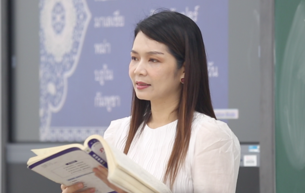 थाइल्याण्डकी शिक्षिका चिन या लीको चीन बसाइको कथा