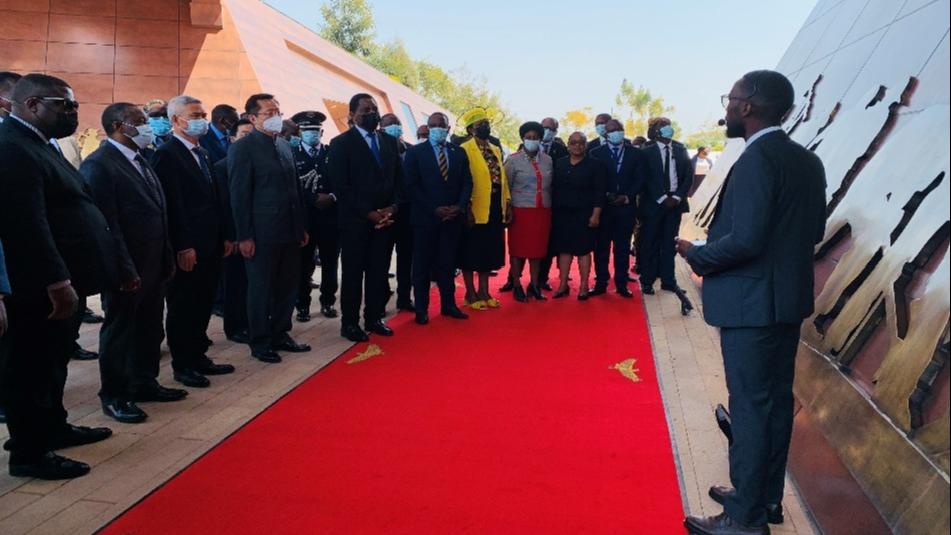 Замбийн Ерөнхийлөгч Хятад ажилчдын дурсгалыг хүндэтгэв