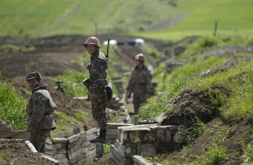 درگیری شدید مرزی میان نظامیان جمهوری آذربایجان و ارمنستانا
