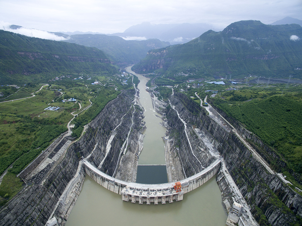 Hidrocentrali Xiluodu në provincën Sichuan të Kinës Jugperëndimore/ foto VCG