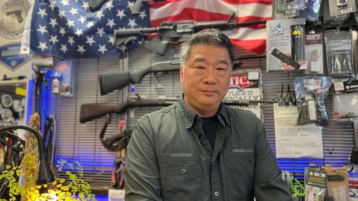 آسیایی ها چهره جدید  صاحبان سلاح آمریکایی شده اندا