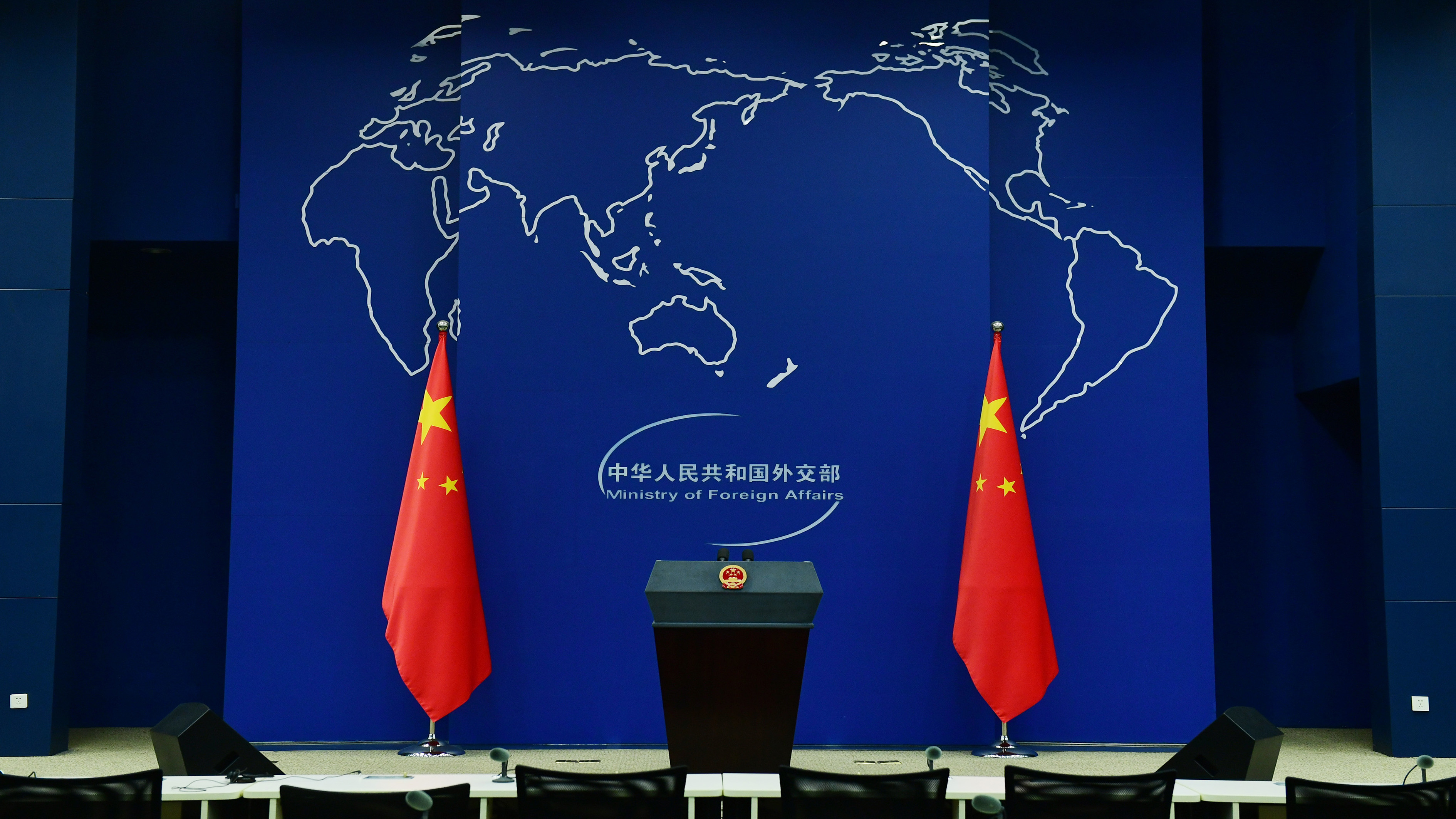 سخنگوی وزارت خارجه چین: به ایفای نقش سازنده خود در حل و فصل سیاسی بحران اوکراین ادامه می دهیما