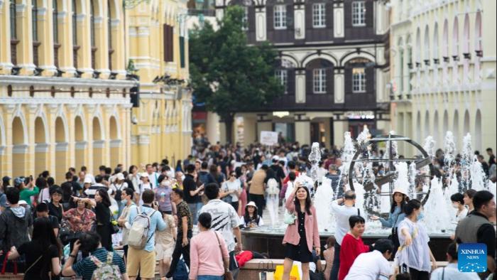 بازار داغ سفر و گردشگری در چین با شروع تعطیلات 5 روزه روز کارگرا