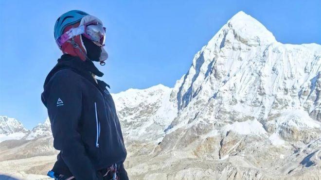 صعود دختر نوجوان چینی به قله اورستا