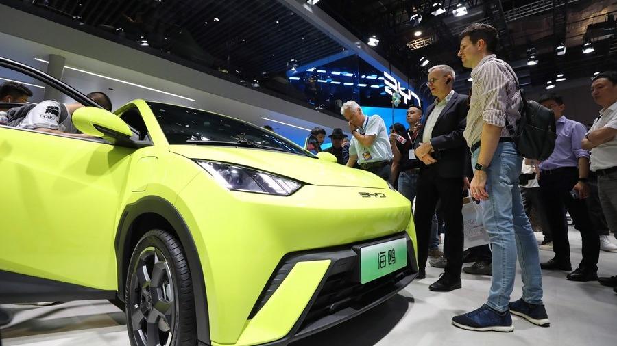 فیچ: خودروهای انرژی جدید نیرو محرکه اصلی رشد بازار خودروی چین در سال 2023 خواهند بودا