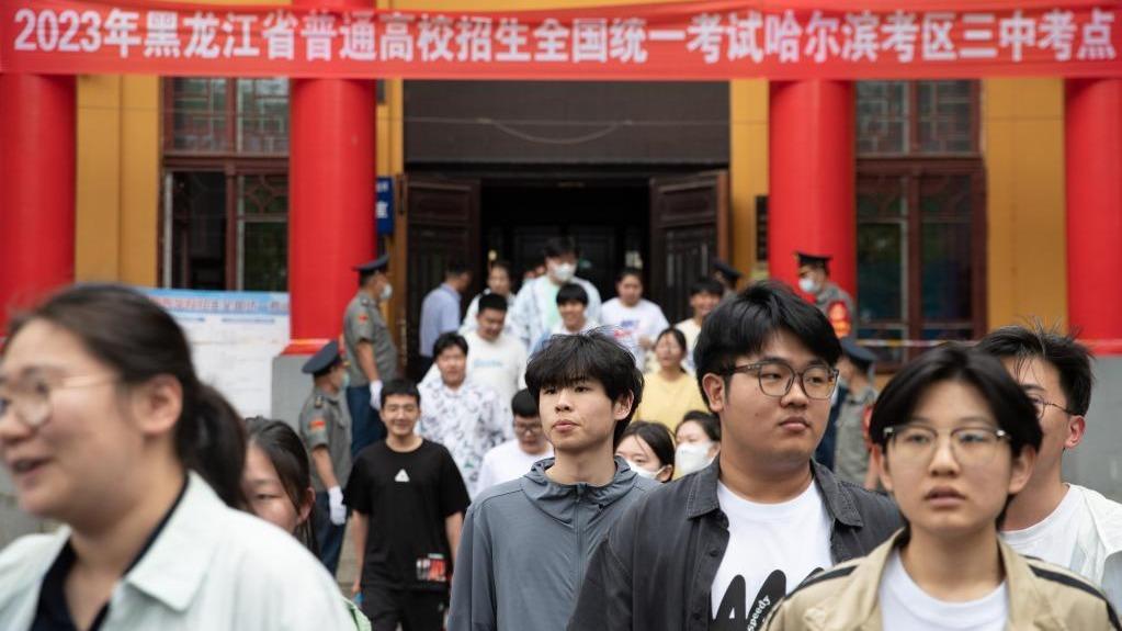 Chinas größter Gaokao beginnt