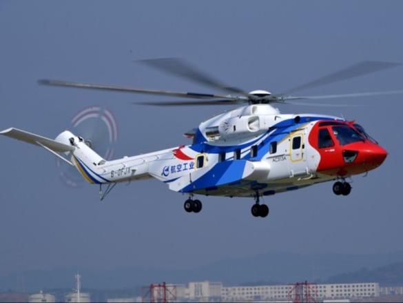 中国国産の大型ヘリ「AC313A」が高原地域でテストフライトを実施