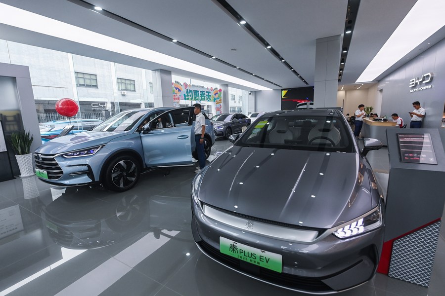 رشد قابل توجه فروش خودروهای سواری چینی در سال 2023ا