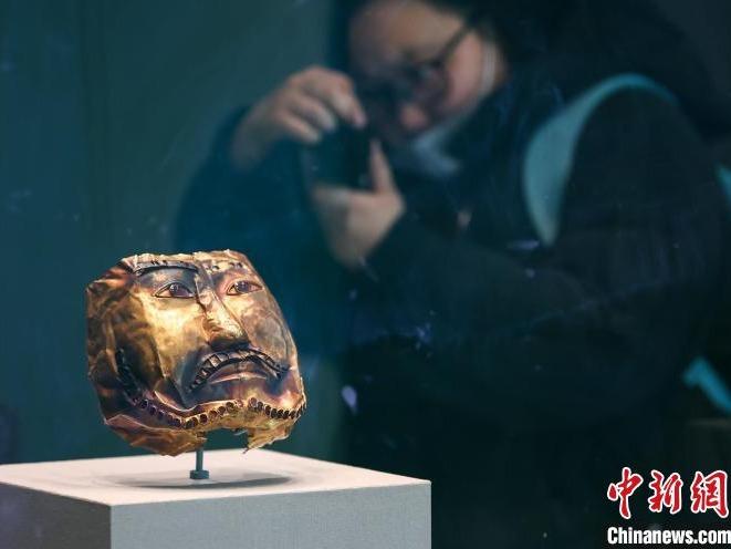 Pameran Seni Jalan Sutera Dibuka di Beijing