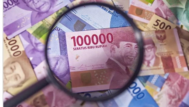 اندونزی استفاده از تسویه ارز محلی را برای رهایی از وابستگی به دلار آمریکا ترویج می کندا