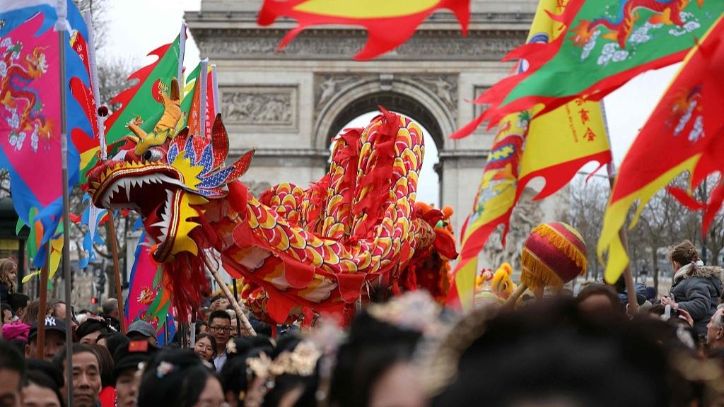جشن عید بهار چین در نقاط مختلف جهانا