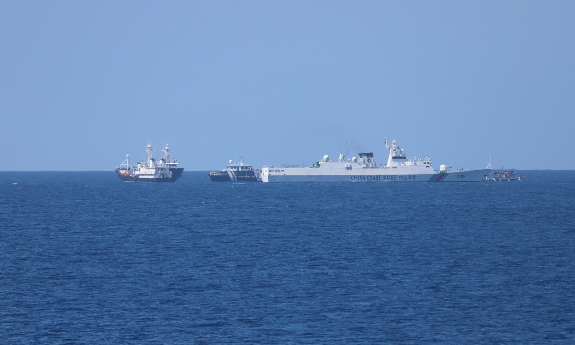 बारम्बारको चेतावनीका बाबजुद दक्षिण चीन सागरको ह्वाङयान टापूमा अवैध रूपमा घुसपैठ गर्ने फिलिपिनी जहाज लखेटिएको चीनको दाबी