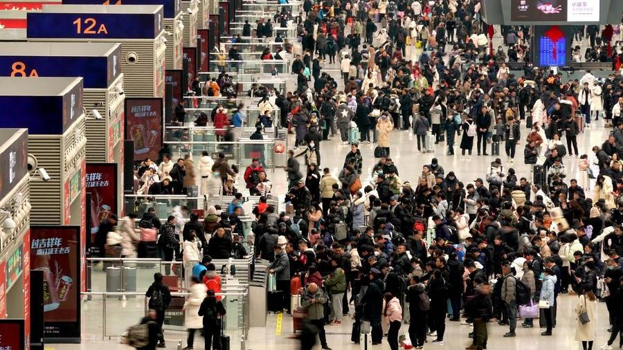 انجام بیش از 300 میلیون سفر ریلی در بازه پر رفت و آمد مسافرت‌های عید بهار چینا