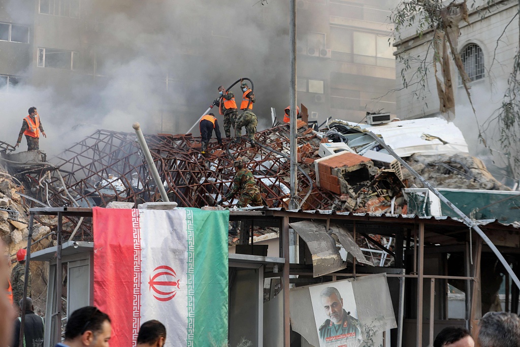 Izrael légitámadása az iráni nagykövetség egyik épületét találta el Szíriában