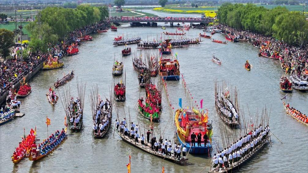 برگزاری جشنواره قایق «مائوشان» در استان «جیانگ‌سو» + تصاویر