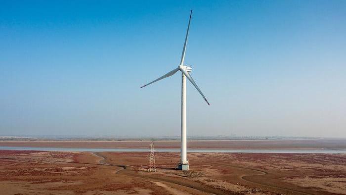 اعتراض چین نسبت به آغاز تحقیقات اتحادیه اروپا در مورد ارائه یارانه به تامین کنندگان توربین های بادی چینا
