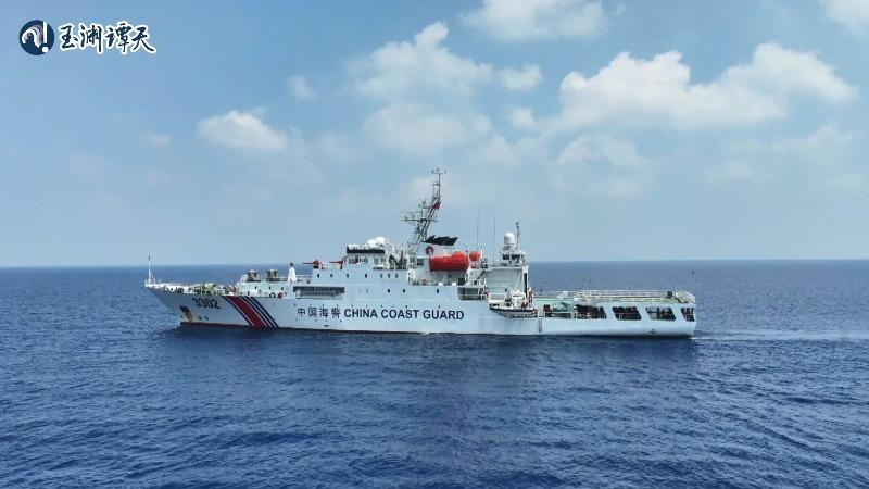 تمرینات منظم گارد ساحلی چین در آب‌های جزیره هوانگ‌یانا