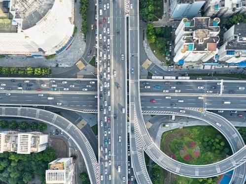 中国の2023年の交通インフラ投資が過去最高に 1日平均2322億円