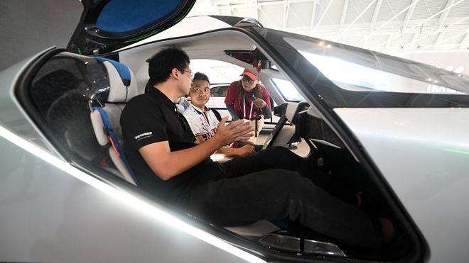 حرکت و شکوفایی شرکت‌های خودروساز برقی چین در مسیر هوش مصنوعیا