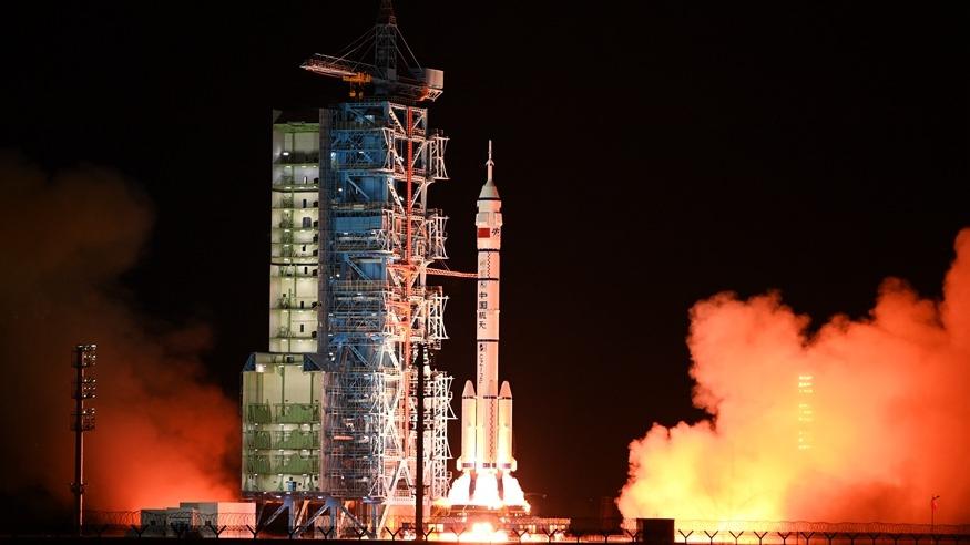 Chiny wyniosły na orbitę załogowy statek kosmiczny Shenzhou-19