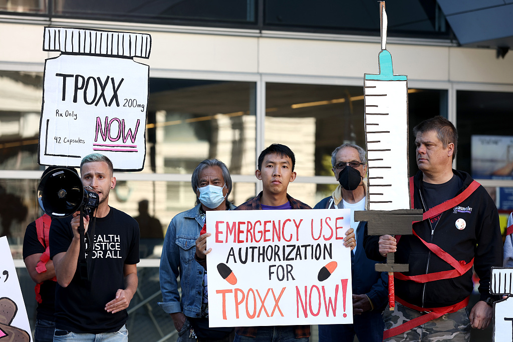 Protestuesit kërkojnë shtimin e përdorimit të vaksinave kundër lisë së majmuit, 8 gusht, Kaliforni(Foto:VCG)