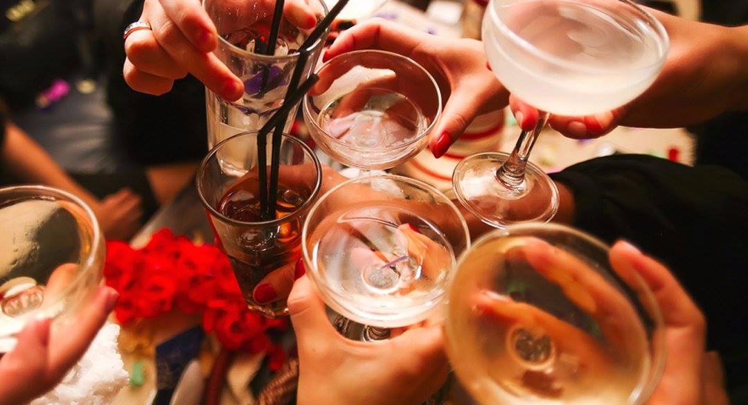 Alkooli gjatë festave (Foto inivation media)
