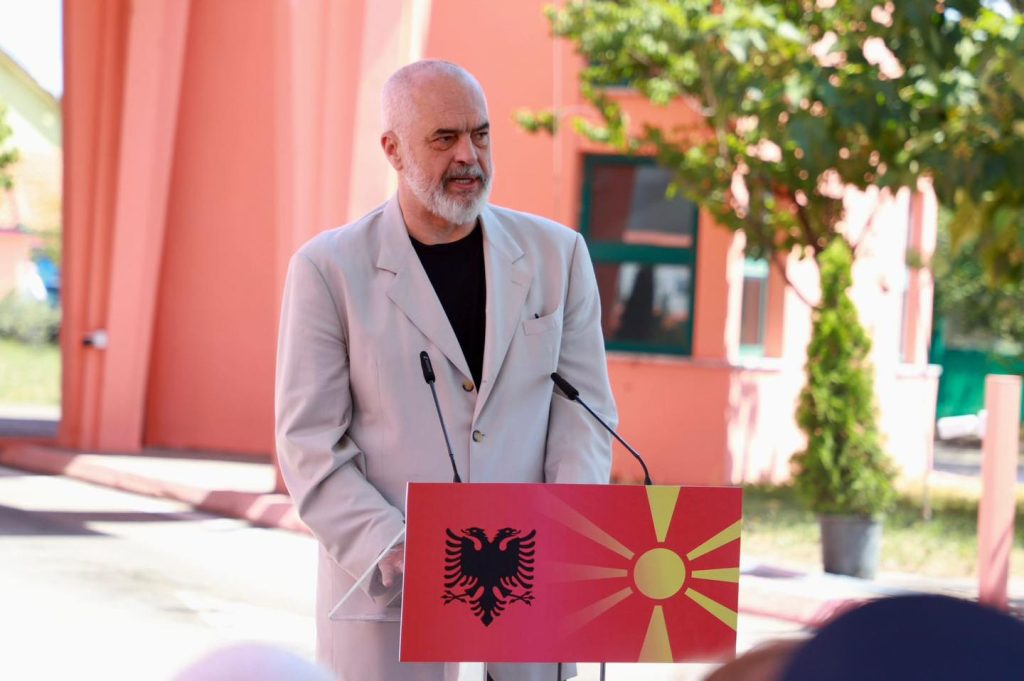 Kryeministri Rama në ceremoni (Foto Ministria e Brendshme e Shqipërisë)
