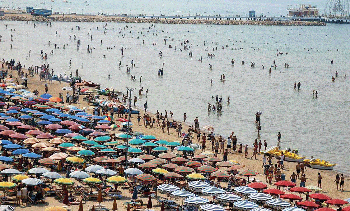 Plazhi i Durrësit (Foto Standard)