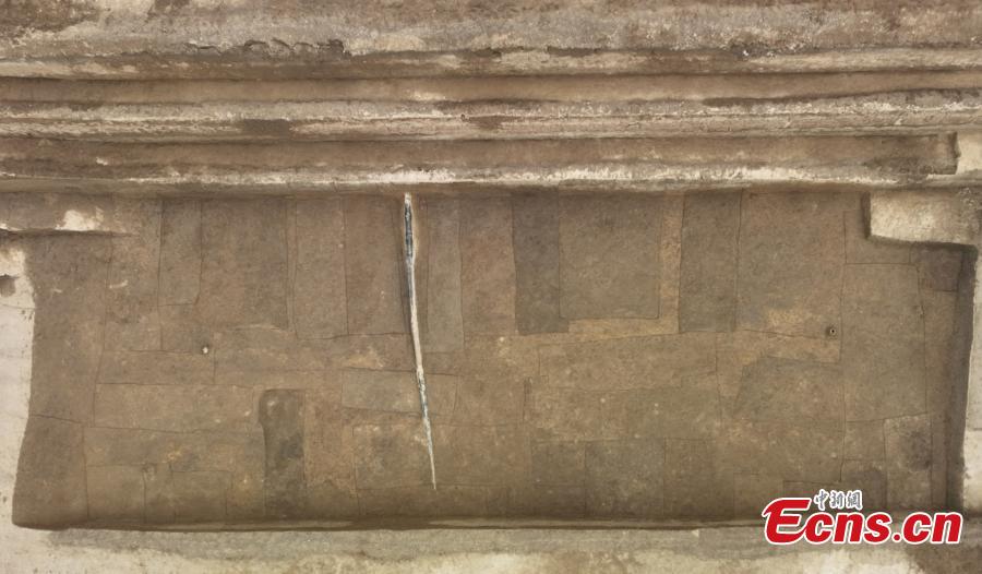 Η θέση εκσκαφής του ανατολικού τμήματος ενός αρχαίου τοίχου της πόλης του "Γκαν" Περίοδο των Εμπόλεμων Κρατών (475-221b.c.) στη δυναστεία Χαν (206 π.Χ-220 μ.Χ) στο Πουγιάνγκ, επαρχία Χενάν της κεντρικής Κίνας. 
