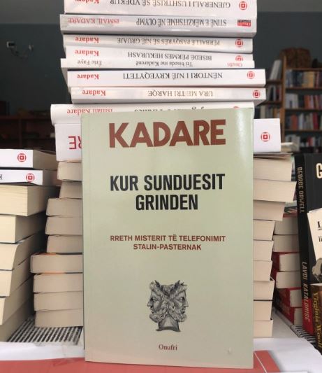 Ismail Kadare shpallet kandidat për çmimin “The Booker 2024” me librin “Kur Sunduesit Grinden”- foto gazeta Express