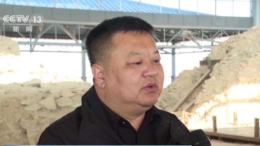 Directorul adjunct al Departamentului de gestionare a ruinelor arheologice Shimao, Zhang Zhiming