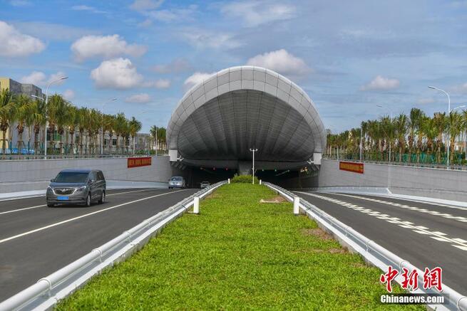 海南省初の川を渡る都市道路水底トンネルが開通_fororder_FOREIGN202008211418000107447442335