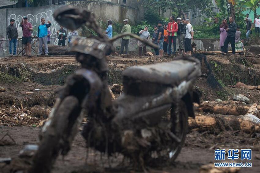 Indonesia Digoncang Bencana Hujan Lebat_fororder_印尼2020092301