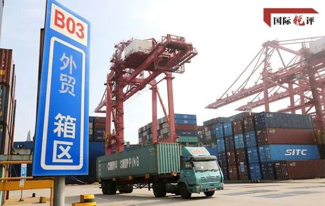 تعليق: انتعاش التجارة الخارجية الصينية باستمرار يسهم في تعزيز ثقة العالم باستقرار سلسلة التوريد الدولية