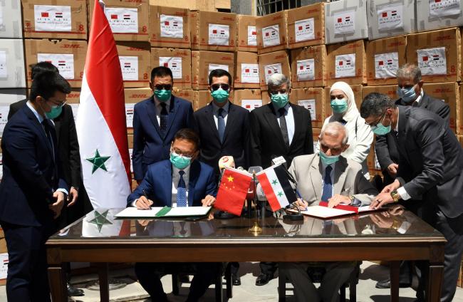 السفارة الصينية في دمشق تتبرع بإمدادات طبية لوزارة الصحة السورية
