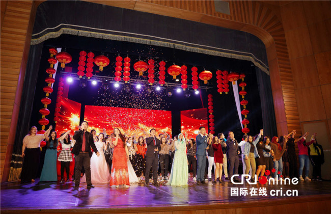 مراسلة مجموعة الصين للإعلام تلألؤ في حفل احتفاء برأس السنة القمرية الصينية الجديدة في القاهرة