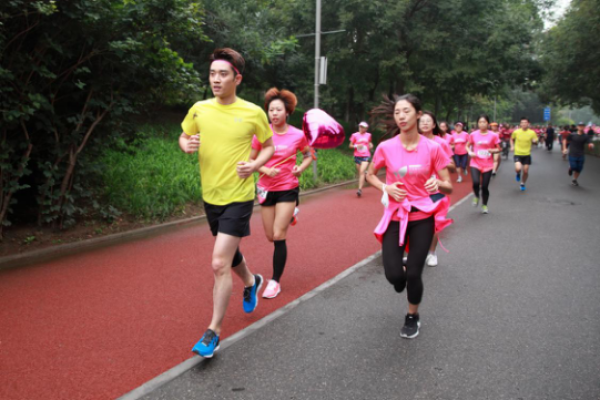 منشآت رياضية ومراكز تدريب لكل المناطق السكنية والبلدات التابعة لبلدية بكين