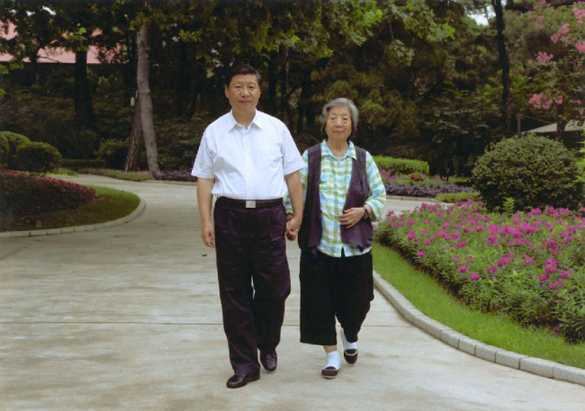 ​الرئيس الصيني شي جين بينغ: تذكر آمال الأم