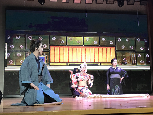 北京第二外大、今年も伝統の日本語演劇大会