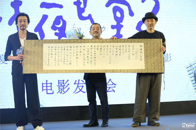 『続・深夜食堂』 中国公開、松岡監督と小林薫が上海に登場