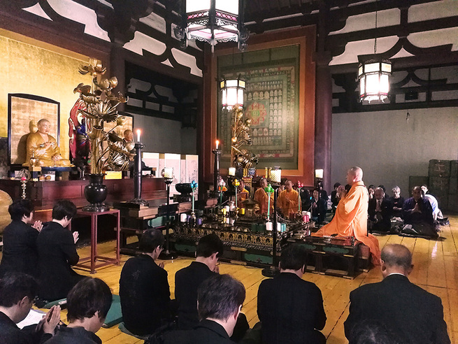 日本の書道家小林芙蓉女史一行が大興善寺と青龍寺を訪問