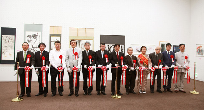 "和して同ぜず・東北アジア書画展"、東京で開幕式